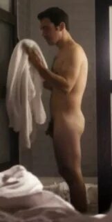 Provocative Wave for Men: Charlie Cox Caught Nude