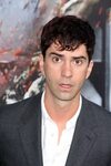 Pictures of Hamish Linklater - Pictures Of Celebrities