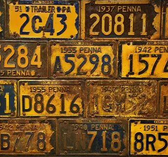 Wallpaper : old, numbers, rust, metal, licence plates 2560x2