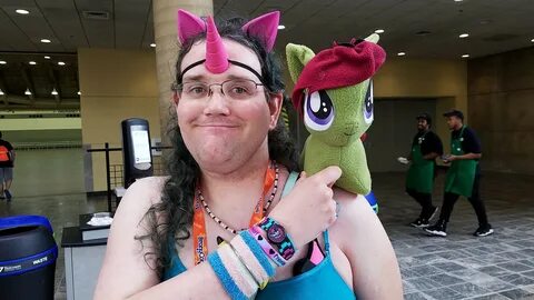 Bronycon 2017 thread 