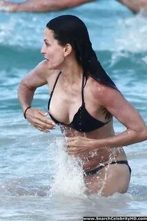 Topless courtney cox 🌈 Courtney cox topless