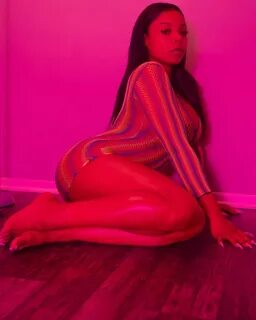 Shira Monae 🧿 🇧 🇿 👸 🏽 в Instagram : "Pink Passion 🌺 #new #pos