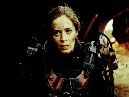 Emily blunt hunt GIF on GIFER - by Kanara