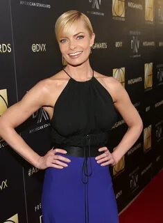 Jaime Pressly on how she relates to her "Mom" character squi