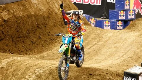 Vicki Golden - The uncertain state of women's motocross - X 