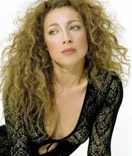 Pin by Devarie Burks on Bigger On The Inside Alex kingston, 