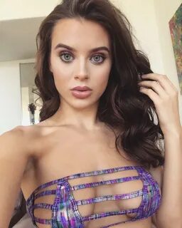 Lana Rhoades Fans у Твіттері.