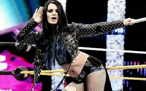 Paige On Airport Security Thinking Her Ring Gear Was A Weapo