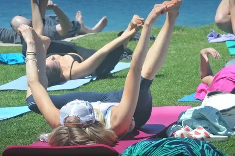 These yoga babes were at the park. So I did what any self-re