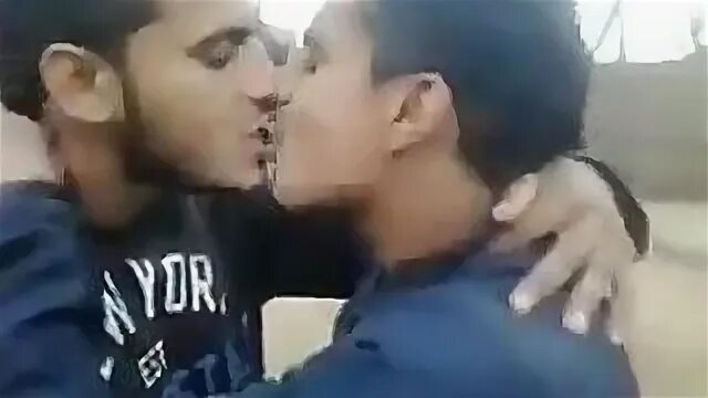 Kissing_straight - Pornhub.com