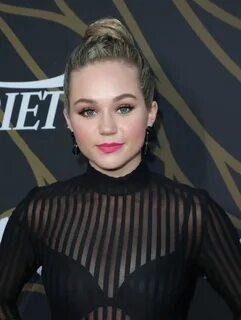 Starlet Arcade: Sexy Brec Bassinger