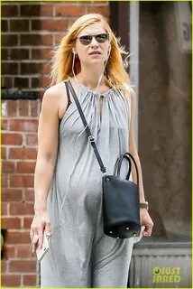 Pregnant Claire Danes Shows Off Her Baby Bump in Soho: Photo