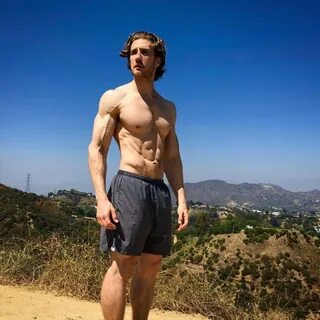 Forget Your Other Crushes, Here's Eugenio Siller Aka Chema O