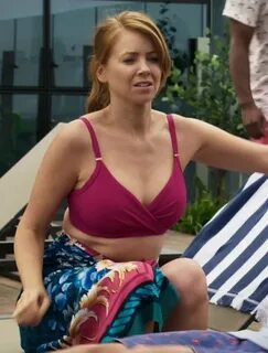 Celebry Pics Lynn Gilmartin (Jessica Quince in Neighbours) P