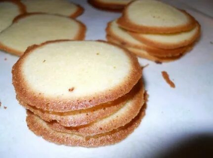 Lemon Thin Cookies (almost as good as the one's Nabisco use 