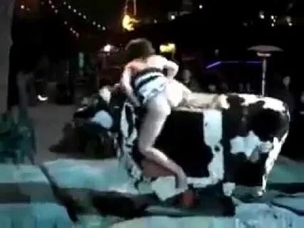 Hot girl skirt bull ride - YouTube