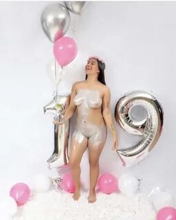 19th Birthday Girl HappyEmbarrassedGirls - Viral Porn