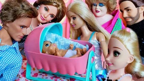 Барби и Кен Не Могут Выбрать Имя Для Сына / Играем в куклы
