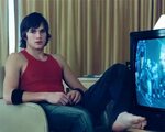 Famous Male Feet: Ashton Kutcher