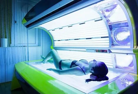 Tanning during Pregnancy: Is It Safe, Risks & Precautions