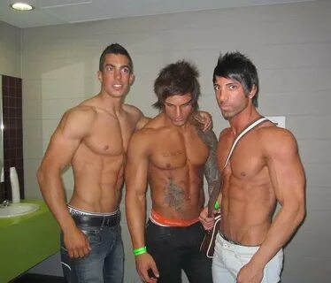 convince me to take picture of Zyzz to hairdresser - Bodybui