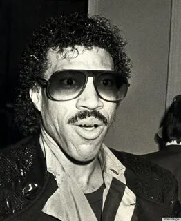 Lionel Richie's Juiciest Jheri Curl Moments (PHOTOS) HuffPos