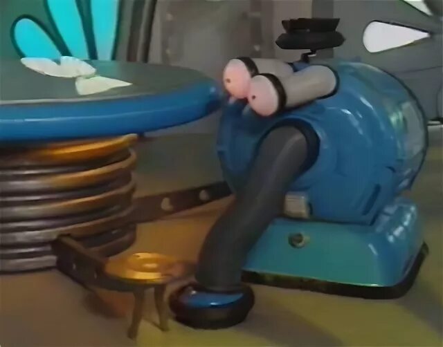 Mark Dean from Wolverhampton played Noo Noo throughout the Teletubbies reco...