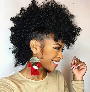 Curly FroHawk #blackgirlmagic Natural hair mohawk, Curly hai