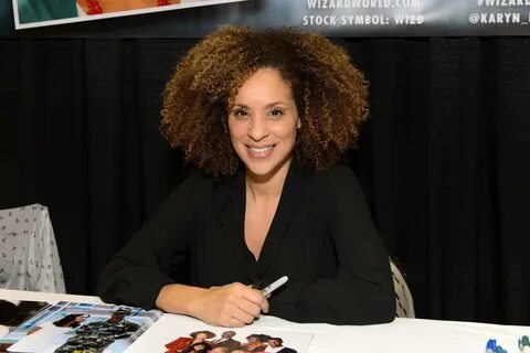 Karyn Parsons Called Her Mom an 'Amazon Woman' - Inside Her 