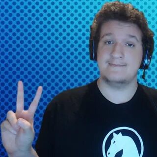 Who is SimpleFlips? Real Name, Age, Height, Girlfriend, Net 