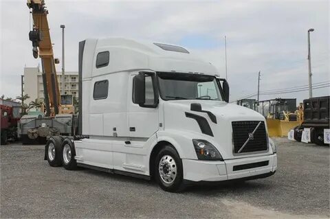 2015 VOLVO VNL62T670 SLEEPER FOR SALE #602236 TX