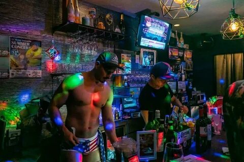 DUCKS! OSAKA gay bars in Umeda Joooint Gay Life Navigator Li