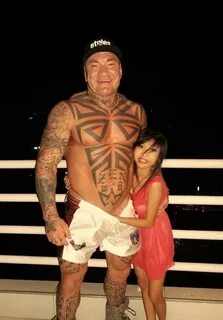 Why do asian girls only go for tall guys? - Bodybuilding.com