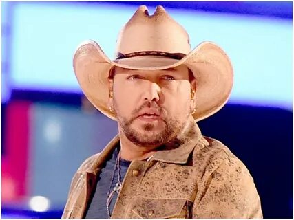 What These Country Stars Like and Don't Like in Their Real L