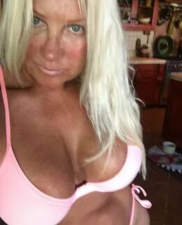 Celebrity Boobs - Linda Hogan - 39 Pics xHamster