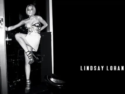 Lindsay Lohan High digital wallpaper blog