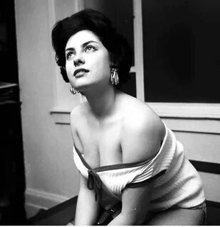June Palmer busty vintage model - Photo #256