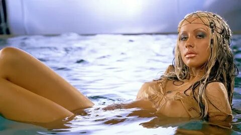 Christina Aguilera - Then and Now - A Megapost pasjeleto