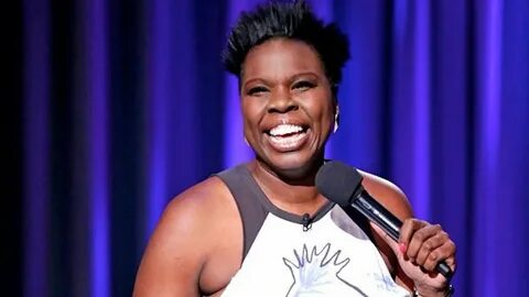 Racists ATTACK Leslie Jones on Twitter What's Trending Now -