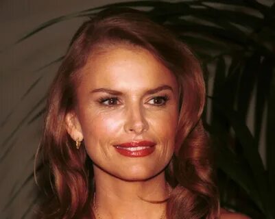 Roma Downey Facelift Plastic Surgery Before and After - http