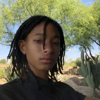 The Hottest Photos Of Willow Smith - 12thBlog