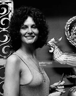 Linda Lovelace's Portrait Photos - Wall Of Celebrities