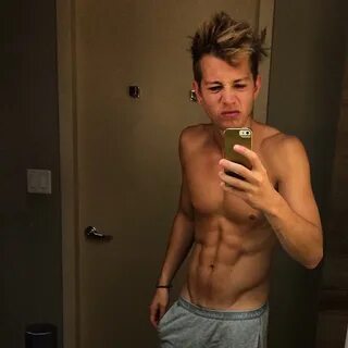 James McVey on Guys With iPhones