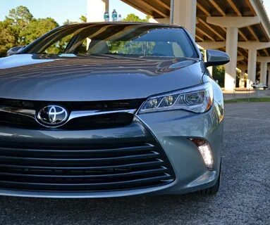 2015-toyota-camry-front-close : Automotive Addicts