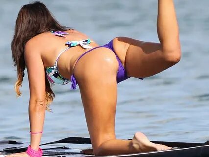 Claudia-Romani-3 ⋆ CELEBRITY BIKINI BOOTY