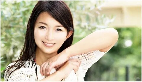 一 色 桃 子 元 グ ラ ド ル の 人 妻 AV 女 優 エ ロ 画 像 す も も ち ゃ ん ね る