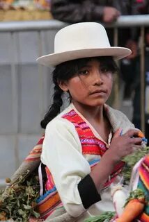 Anata Andino / Oruro, Bolivia Bolivian women, Bolivian girls