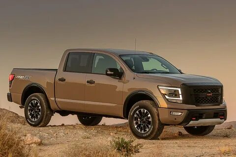 2020 Nissan Titan Crew Cab pictures.