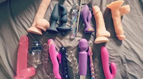 Full sex toy collection :: Black Wet Pussy Lips HD Pictures