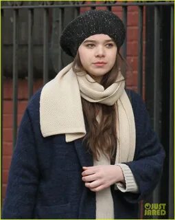 Full Sized Photo of hailee steinfeld caught smoking dont wor